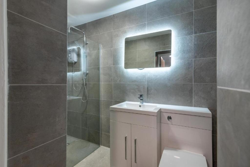 Luxurious Apartments - In Cardiff Bagian luar foto
